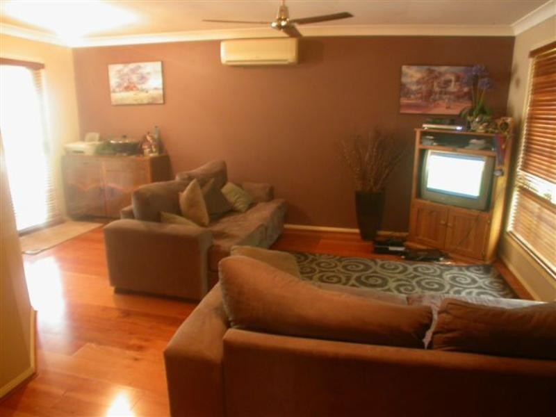 154 Universal Street, Oxenford QLD 4210