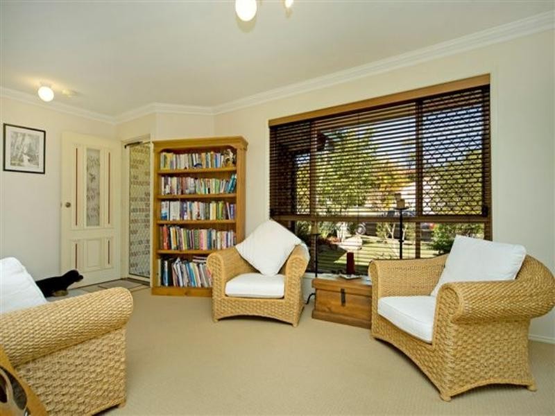 21 Pinehill Drive, Oxenford QLD 4210