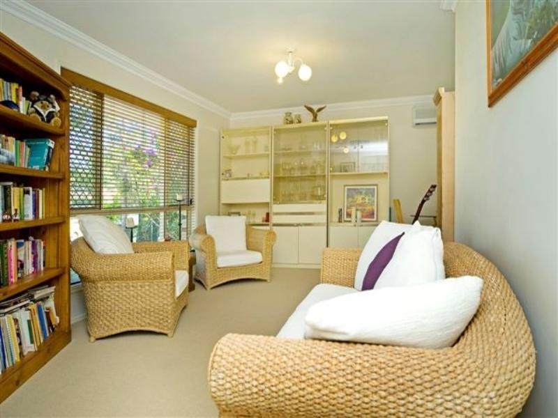 21 Pinehill Drive, Oxenford QLD 4210