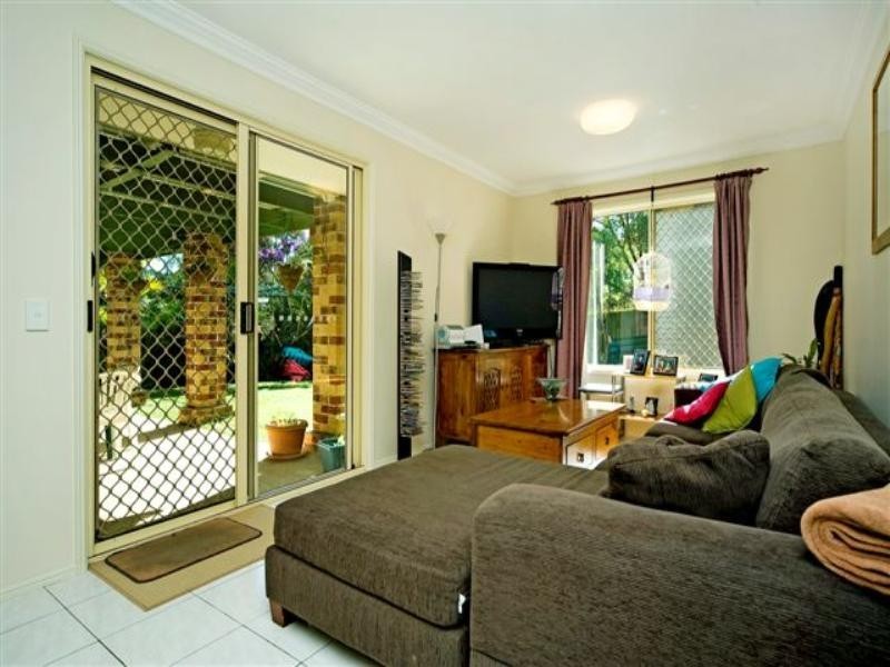 21 Pinehill Drive, Oxenford QLD 4210