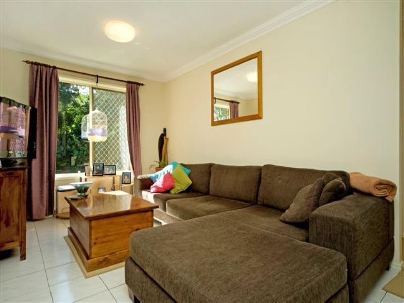 21 Pinehill Drive, Oxenford QLD 4210