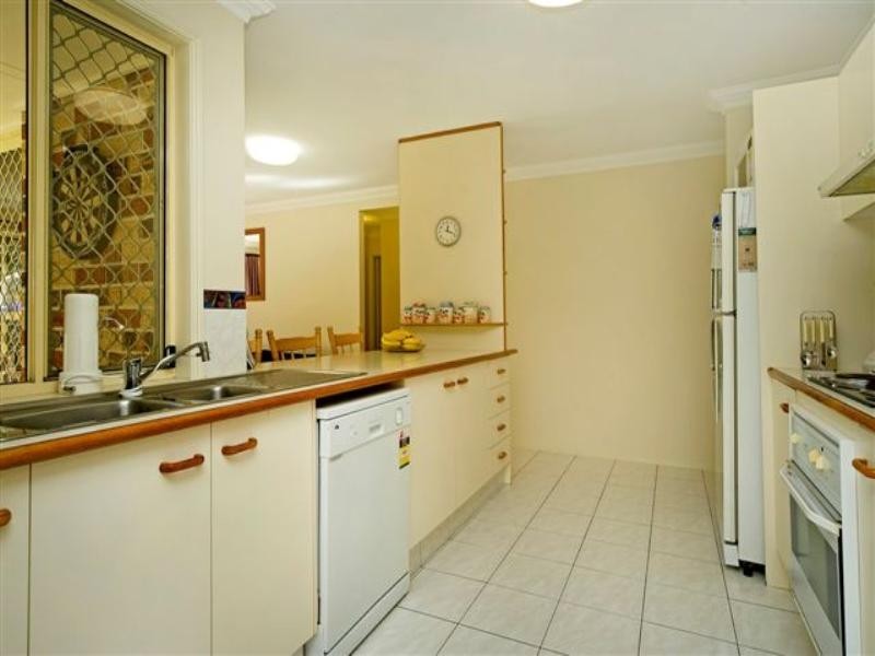 21 Pinehill Drive, Oxenford QLD 4210