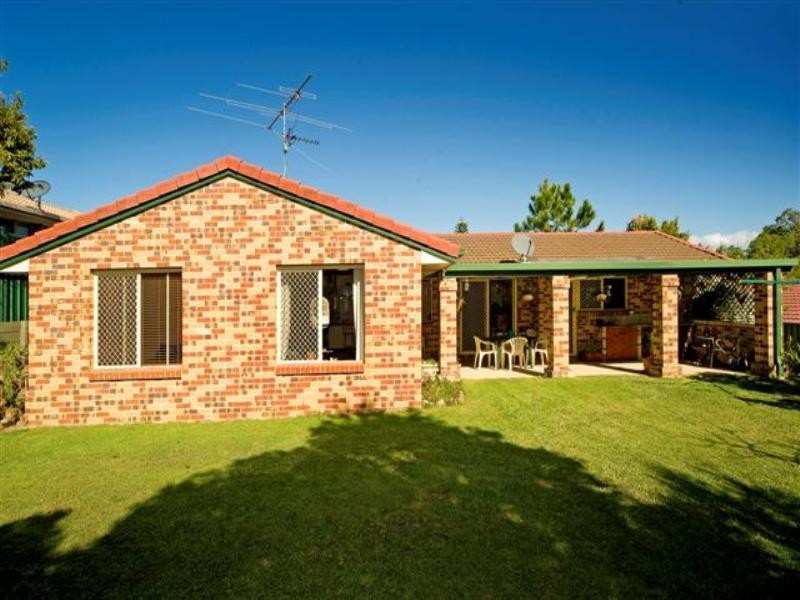 21 Pinehill Drive, Oxenford QLD 4210