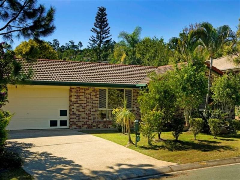 21 Pinehill Drive, Oxenford QLD 4210