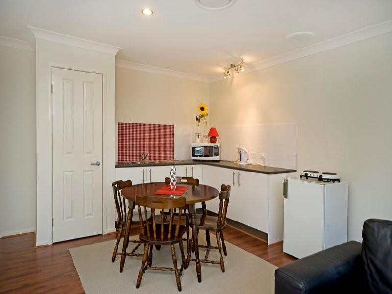 17 Sangster Crescent, Pacific Pines QLD 4211