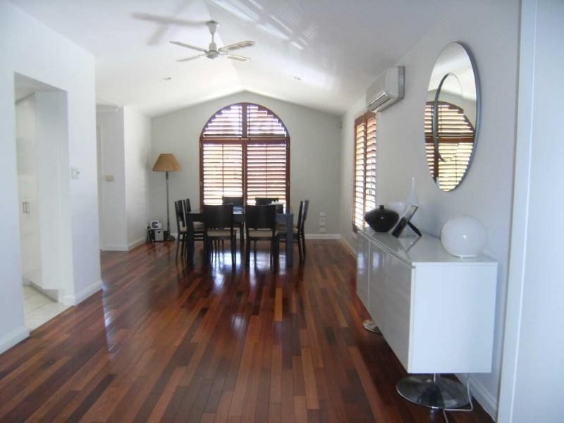 11 Saltwater Terrace, Helensvale QLD 4212