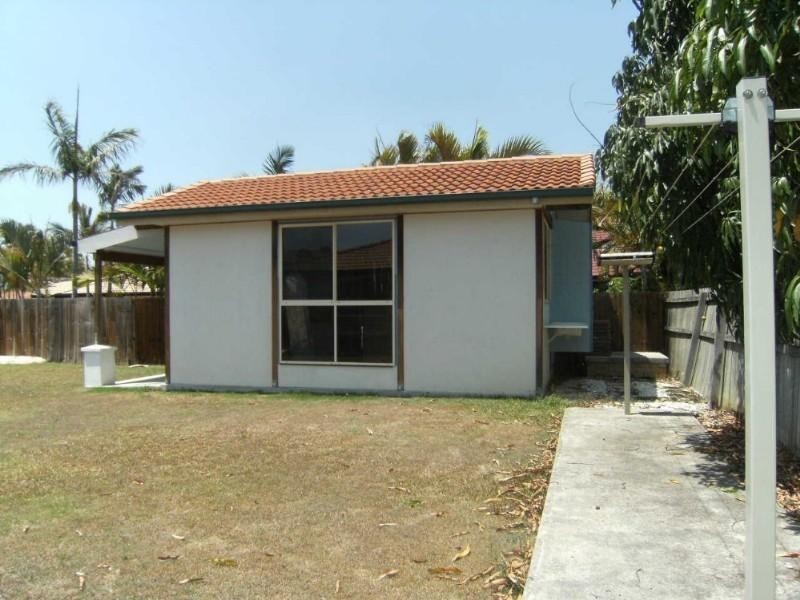 11 Saltwater Terrace, Helensvale QLD 4212