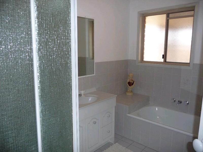 25/461 Pine Ridge Road, Runaway Bay QLD 4216