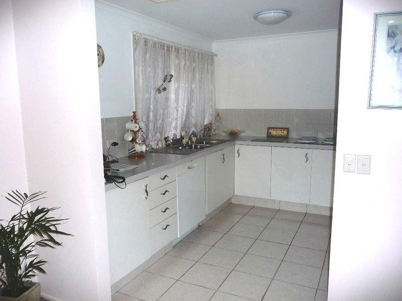 25/461 Pine Ridge Road, Runaway Bay QLD 4216