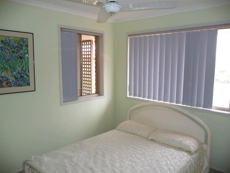 25/461 Pine Ridge Road, Runaway Bay QLD 4216