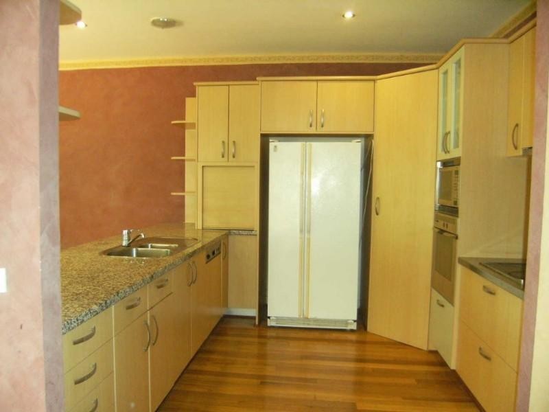 3297 Palladian Drive, Hope Island QLD 4212