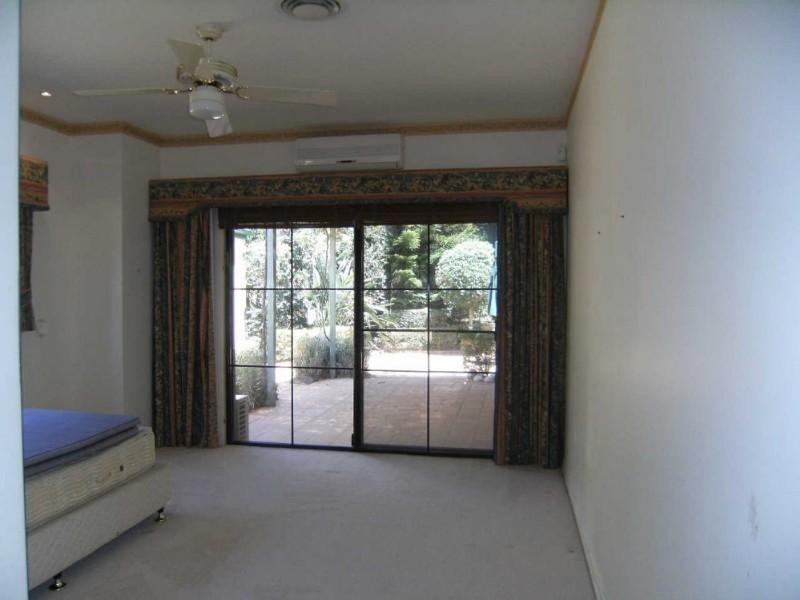 3297 Palladian Drive, Hope Island QLD 4212