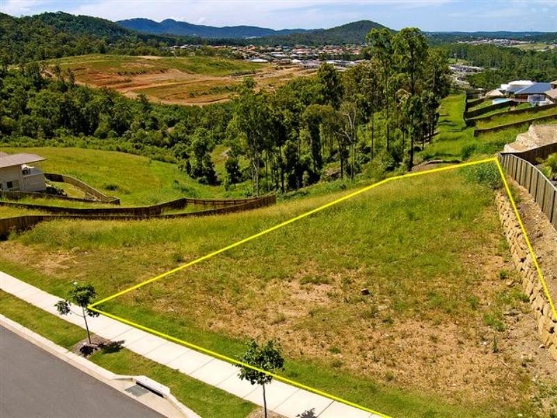 5 Diamantina Circut, Pacific Pines QLD 4211