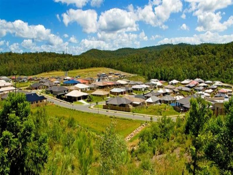 5 Diamantina Circut, Pacific Pines QLD 4211