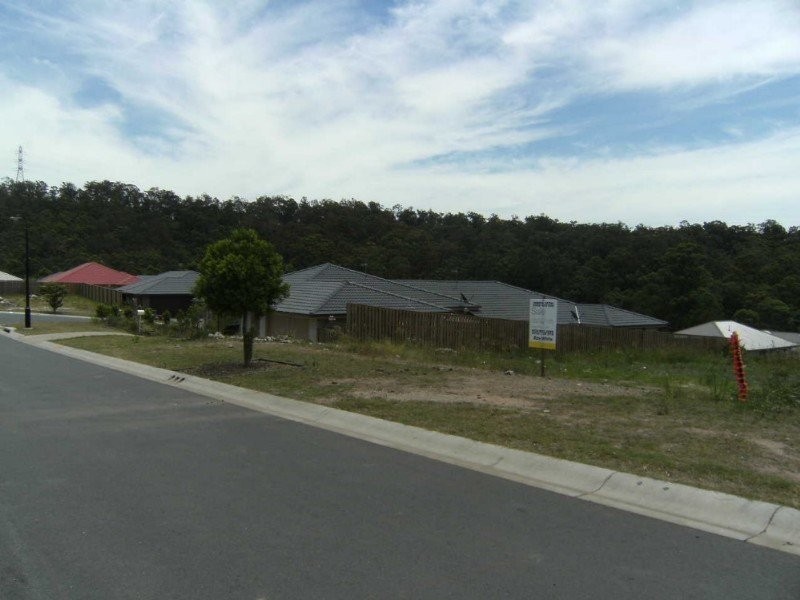 15 Willunga Street, Pacific Pines QLD 4211