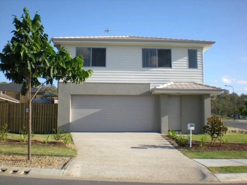 1/24 Faraday Court, Pacific Pines QLD 4211