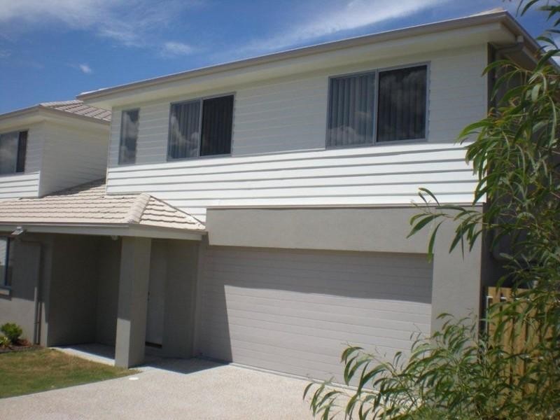 2/24 Faraday Court, Pacific Pines QLD 4211