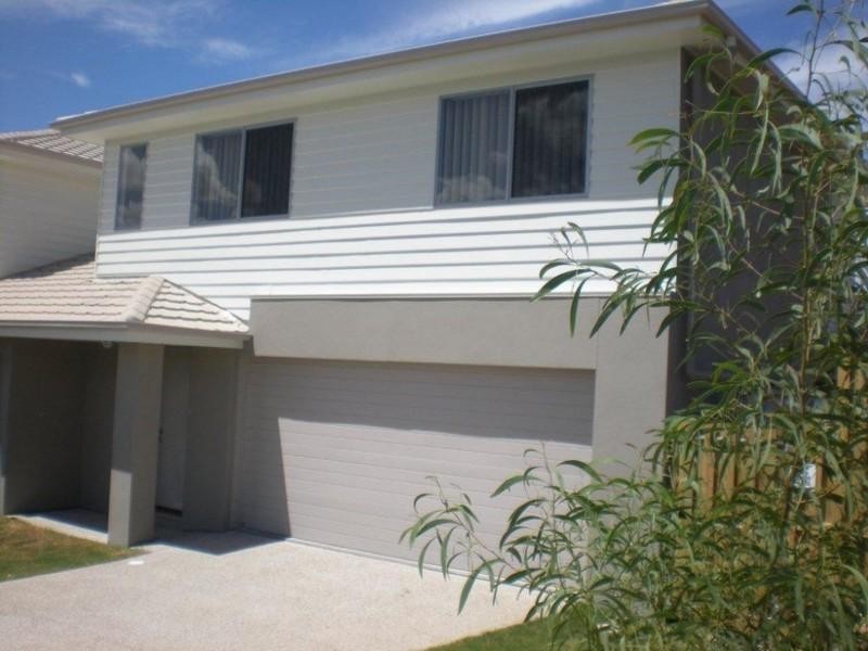 2/24 Faraday Court, Pacific Pines QLD 4211