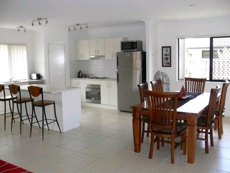 15 Ansett Way, Upper Coomera QLD 4209