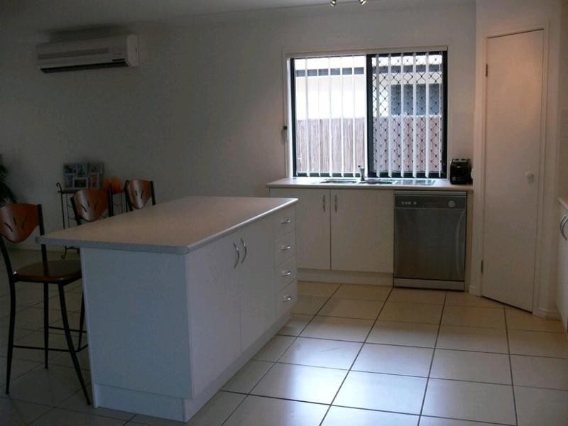 15 Ansett Way, Upper Coomera QLD 4209