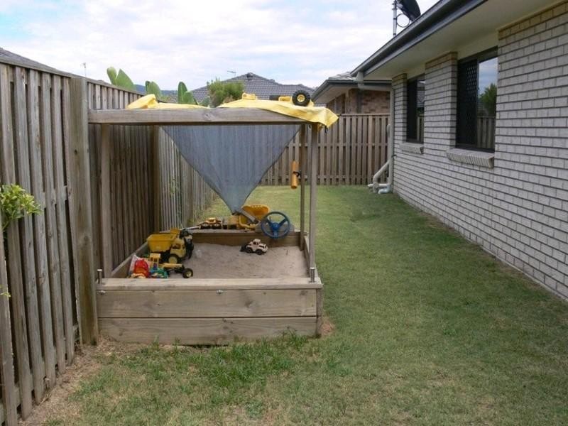 15 Ansett Way, Upper Coomera QLD 4209