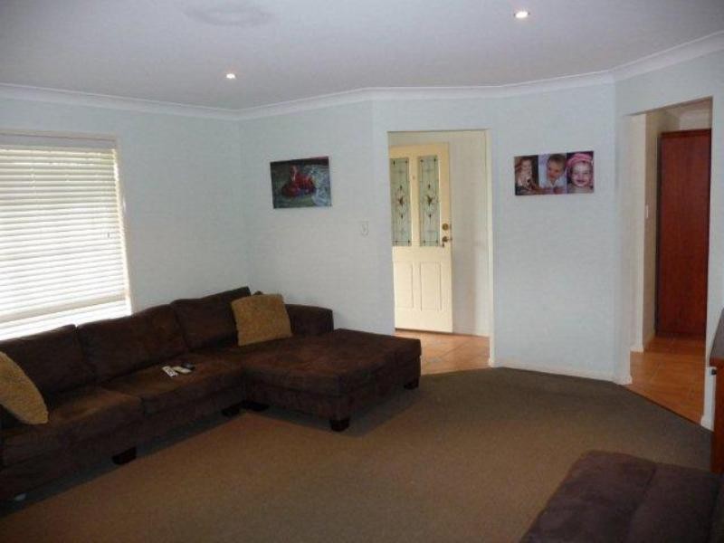 16 Graywillow Boulevard, Oxenford QLD 4210