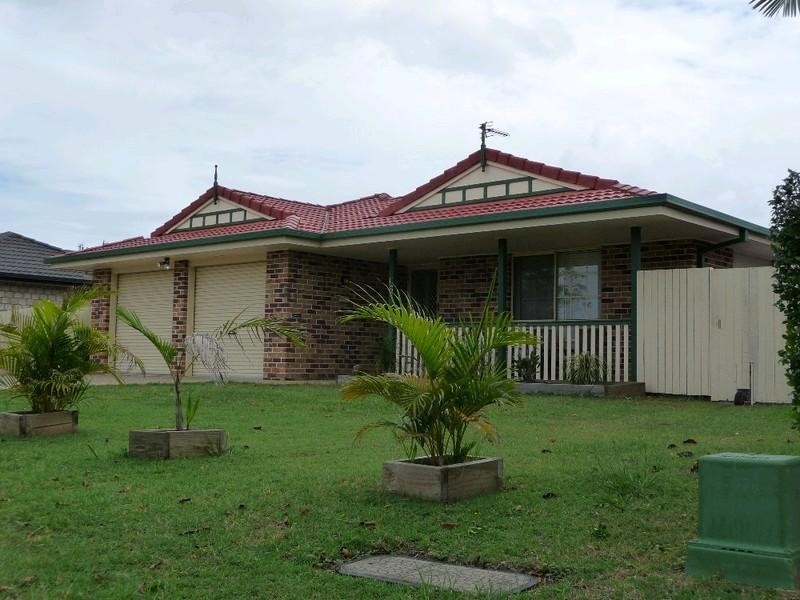 16 Graywillow Boulevard, Oxenford QLD 4210