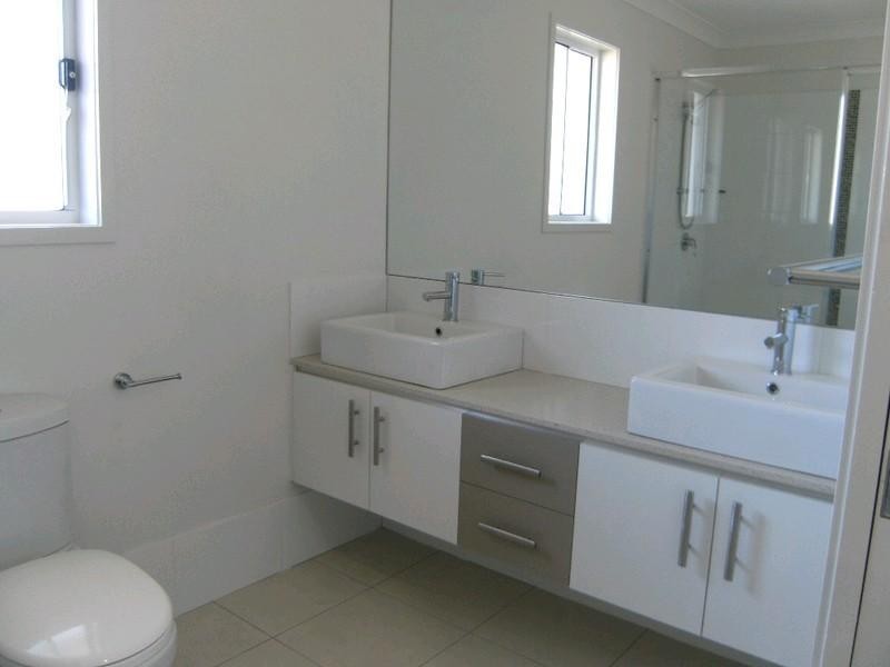 47 The Landings, Upper Coomera QLD 4209