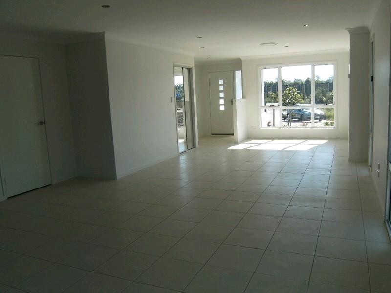 47 The Landings, Upper Coomera QLD 4209