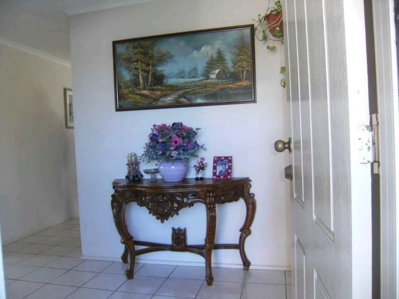 13 Range Court, Arundel QLD 4214