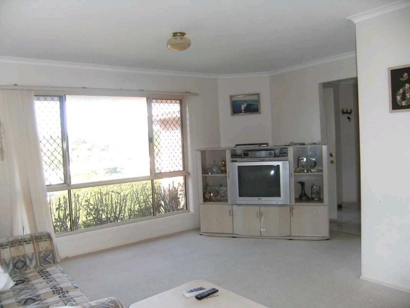 13 Range Court, Arundel QLD 4214