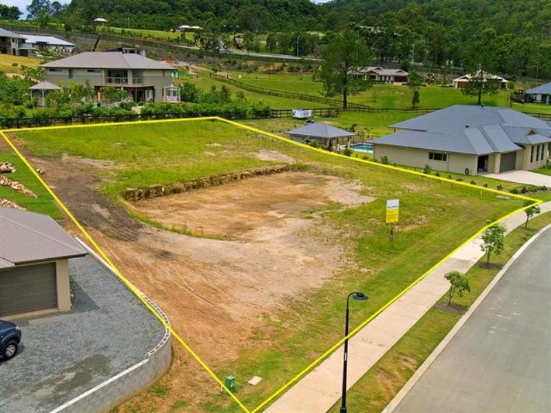 18 Lagoon Park Road, Maudsland QLD 4210