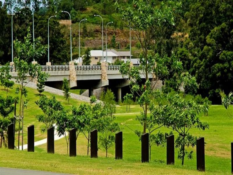 18 Lagoon Park Road, Maudsland QLD 4210