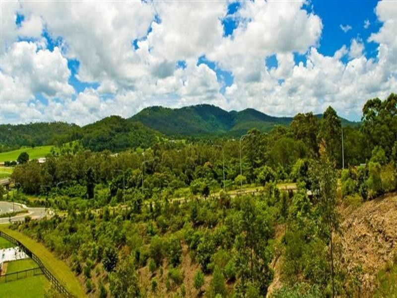 18 Lagoon Park Road, Maudsland QLD 4210