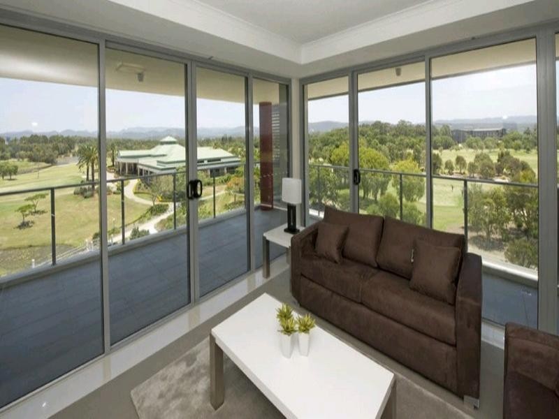 135 Lakelands Drive, Merrimac QLD 4226