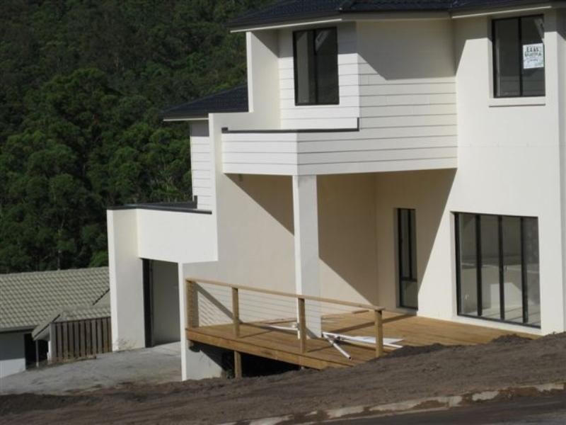 Pacific Pines QLD 4211