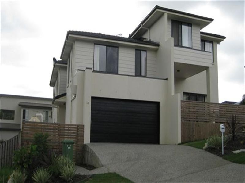 Pacific Pines QLD 4211