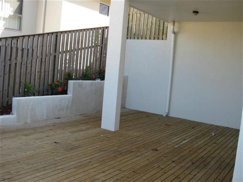 Pacific Pines QLD 4211