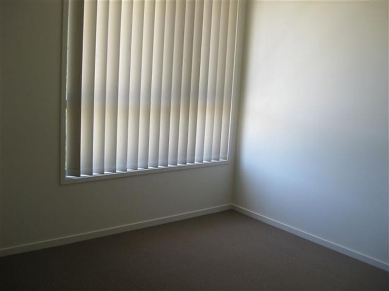 Pacific Pines QLD 4211