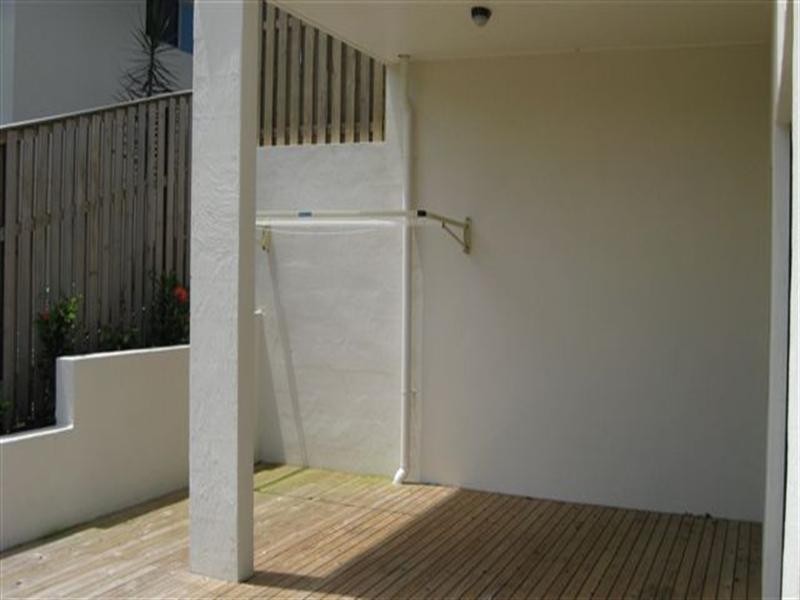 Pacific Pines QLD 4211