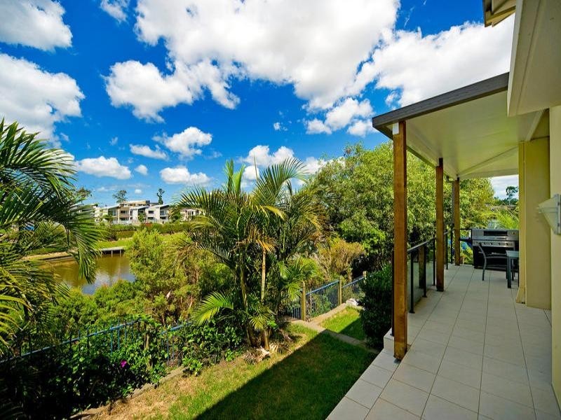 59 Bridgewater Drive, Varsity Lakes QLD 4227