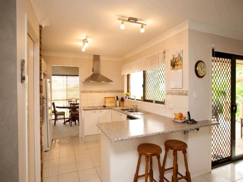 22 Pomona Court, Helensvale QLD 4212