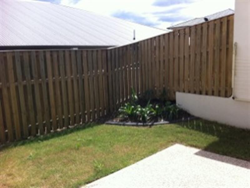 Pacific Pines QLD 4211