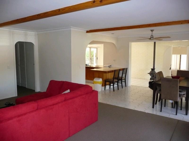 1 McCleary Street, Sorrento QLD 4217