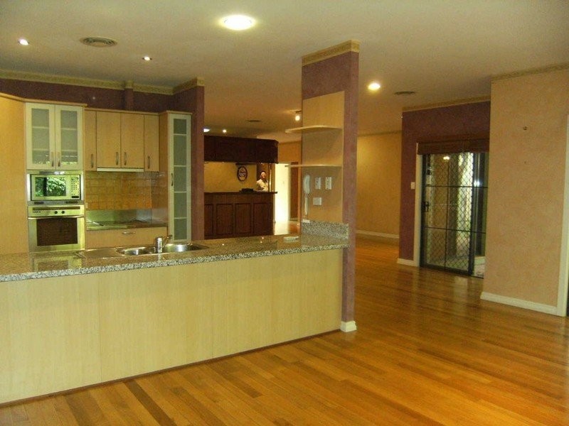 3297 Palladian Drive, Hope Island QLD 4212