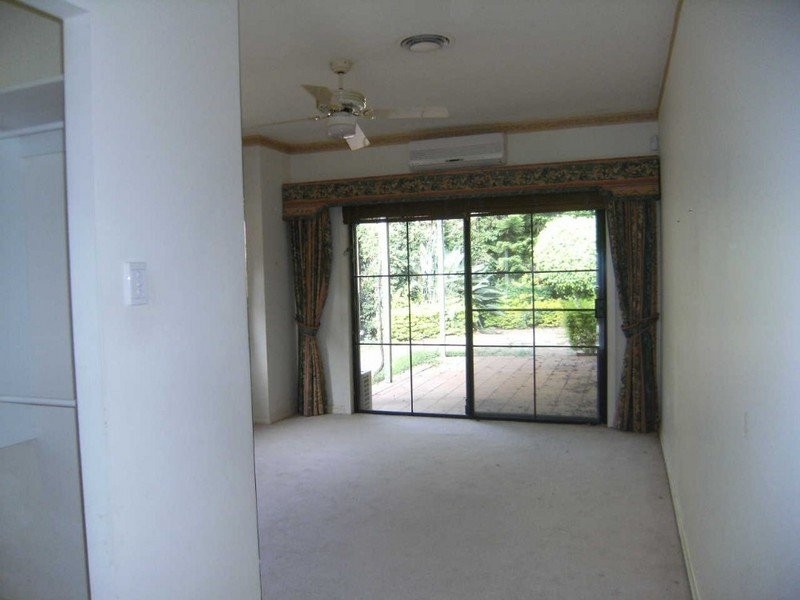 3297 Palladian Drive, Hope Island QLD 4212