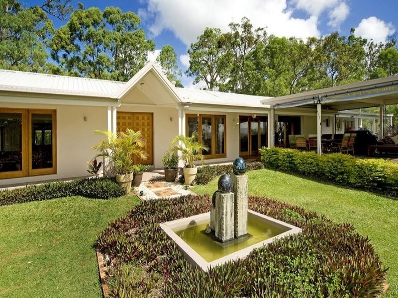 13A Uplands Drive, Parkwood QLD 4214