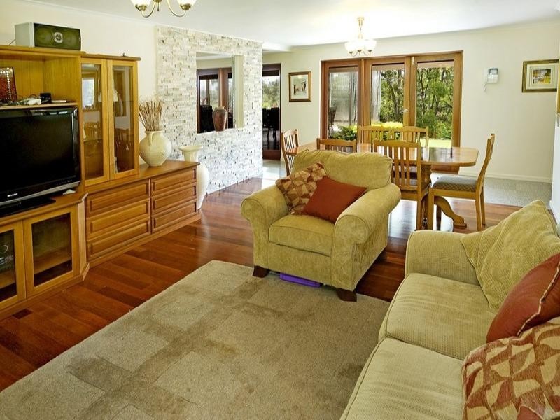 13A Uplands Drive, Parkwood QLD 4214