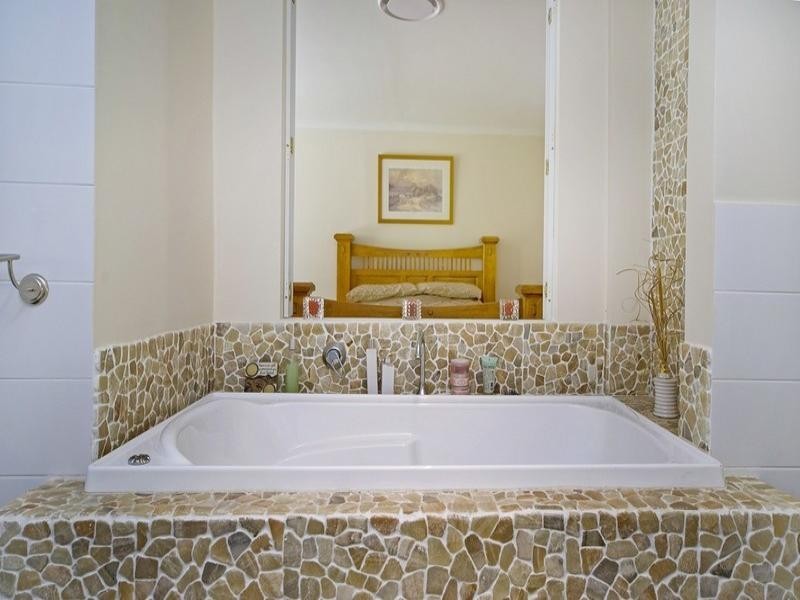 13A Uplands Drive, Parkwood QLD 4214