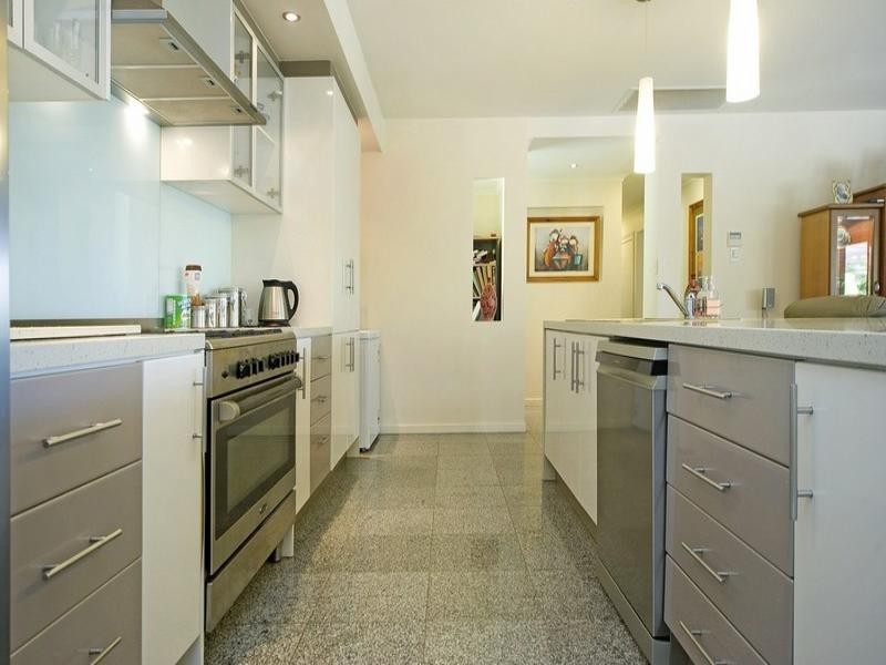 13A Uplands Drive, Parkwood QLD 4214